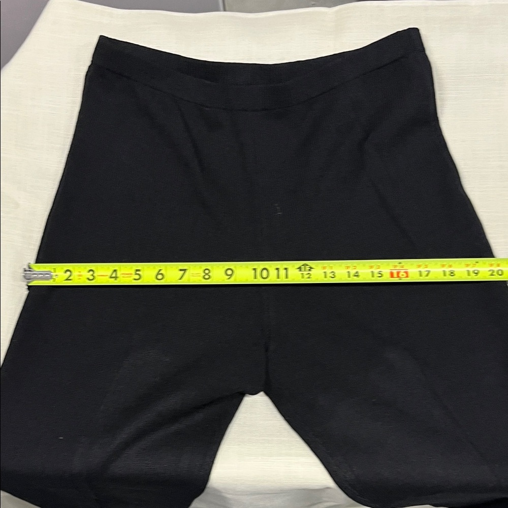 Vintage St. John basic  elastic waste size 12 Black Pants excellent condition - Picture 7 of 12
